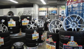 タイヤ展示